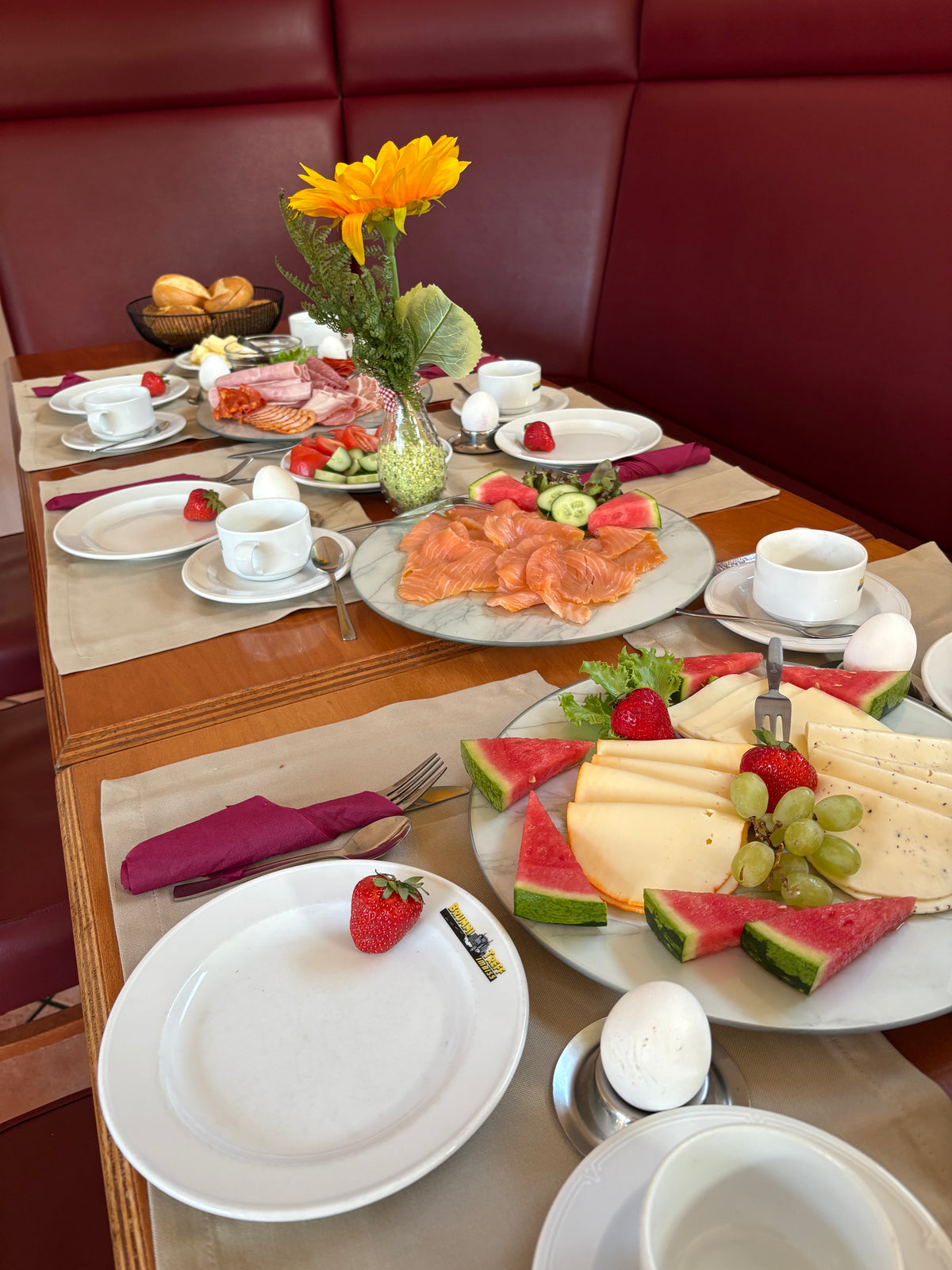 Frühstücksbuffet bei uns (ab 14,90€ p.P.)